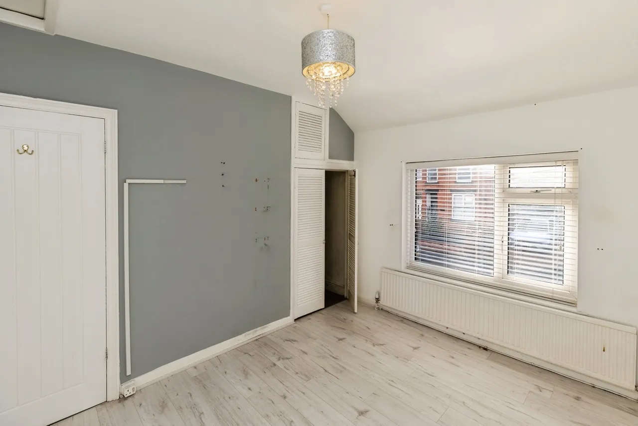 Stanley Road, Ponciau, LL14, photo 13