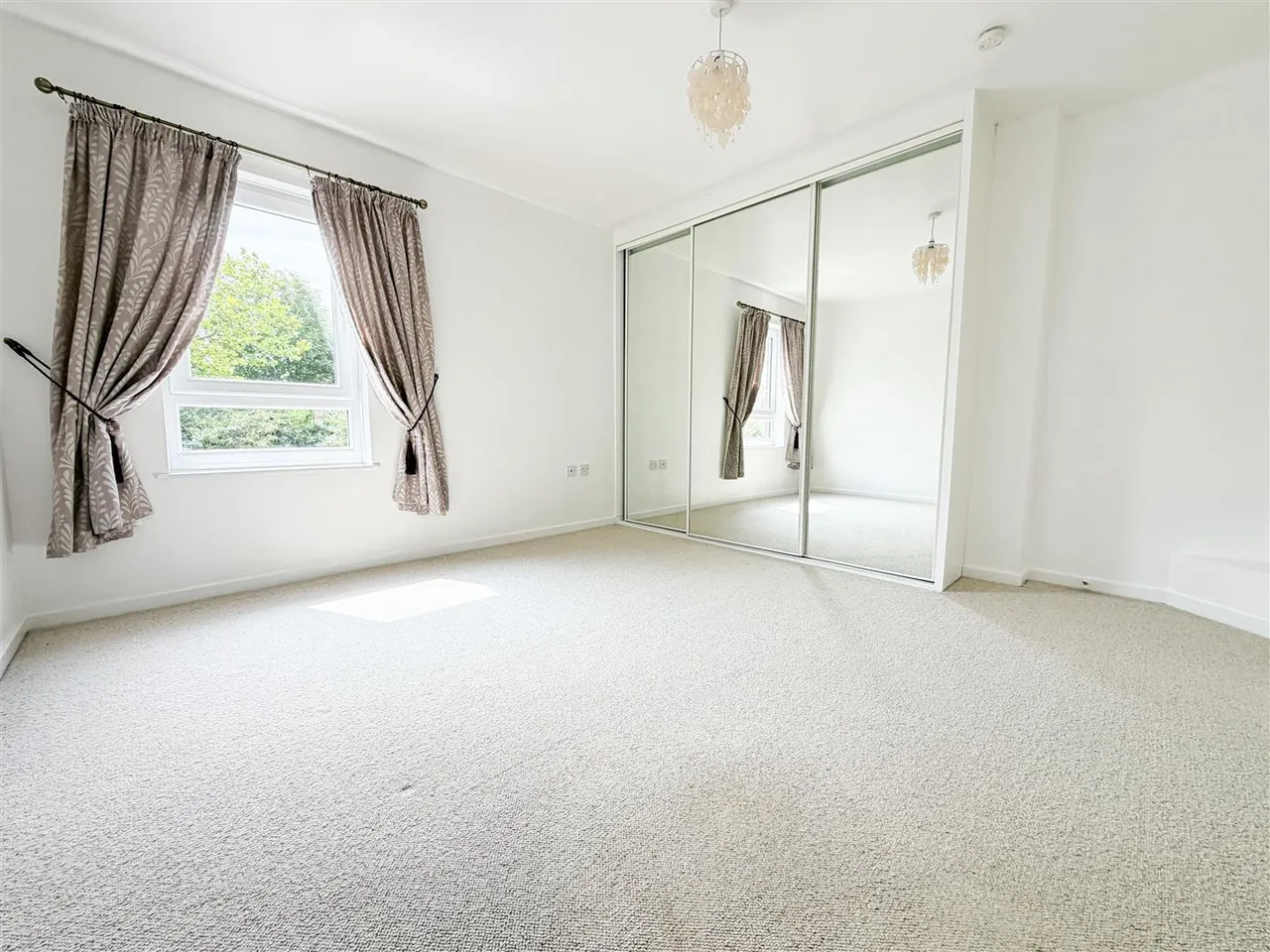 Jephson Close, Eastbourne, East Sussex, BN20 7JJ, photo 8