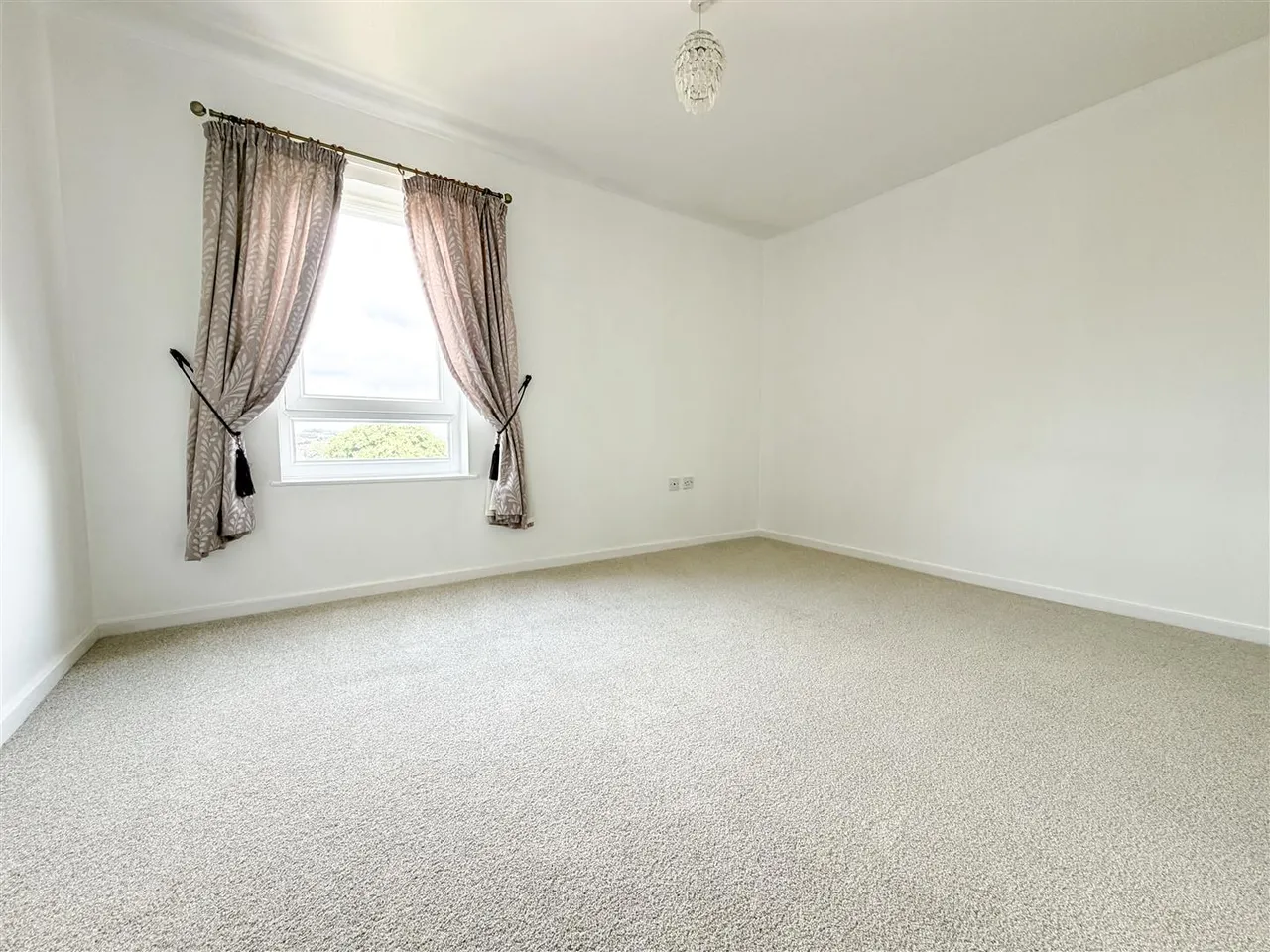 Jephson Close, Eastbourne, East Sussex, BN20 7JJ, photo 10