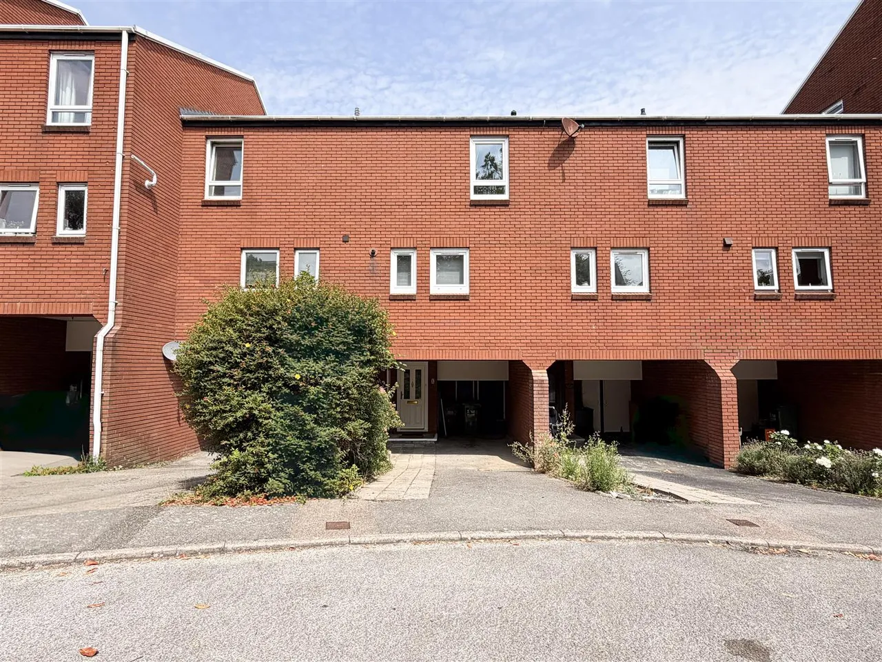 3 bed house for sale — Jephson Close, Eastbourne, East Sussex, BN20 7JJ