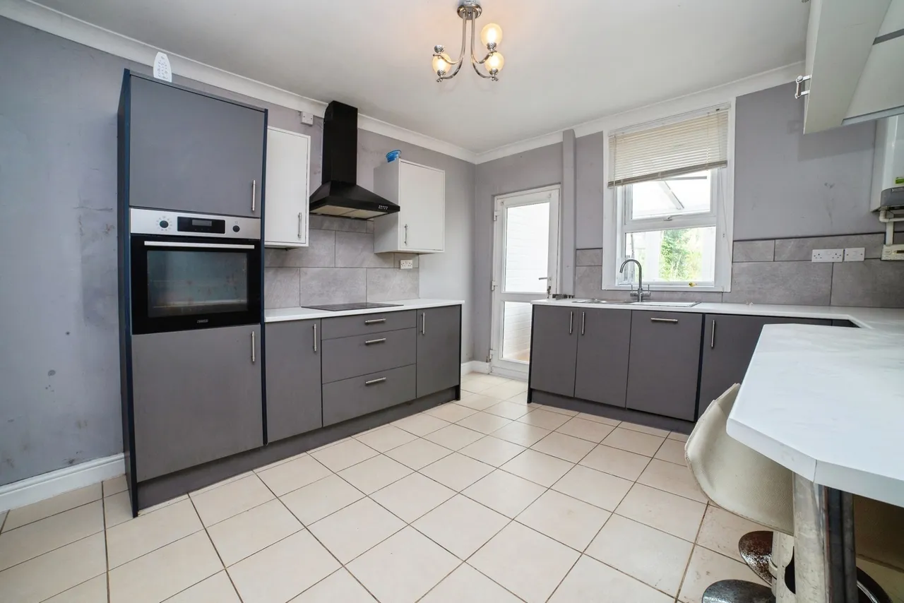Blackwell Road, Huthwaite, Sutton-in-Ashfield, Nottinghamshire, NG17, photo 3