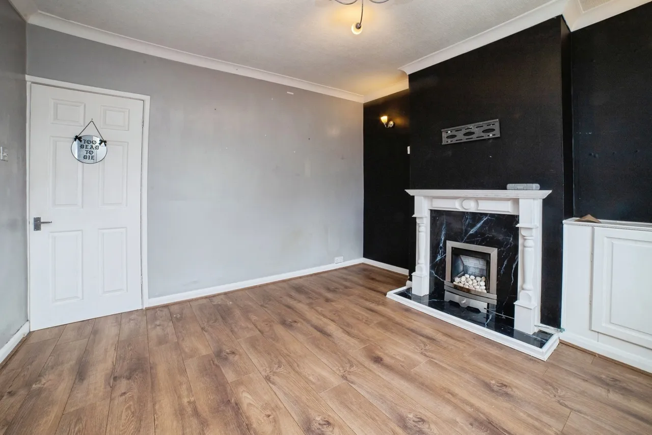 Blackwell Road, Huthwaite, Sutton-in-Ashfield, Nottinghamshire, NG17, photo 6