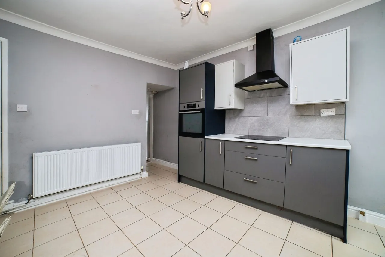 Blackwell Road, Huthwaite, Sutton-in-Ashfield, Nottinghamshire, NG17, photo 4