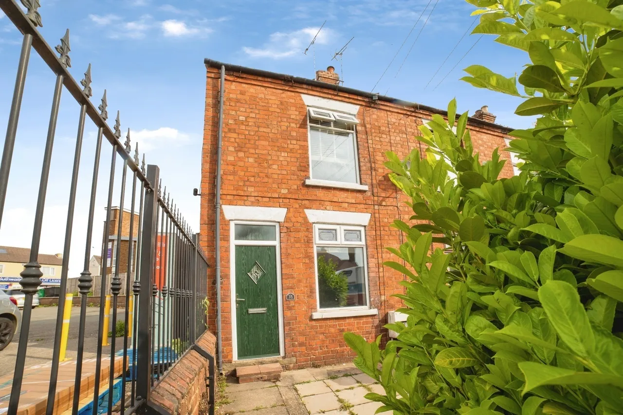 2 bed house for sale — Blackwell Road, Huthwaite, Sutton-in-Ashfield, Nottinghamshire, NG17