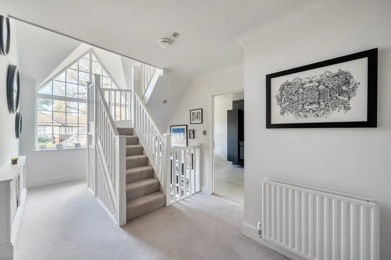 Blackdown Avenue, Pyrford, GU22, photo 15