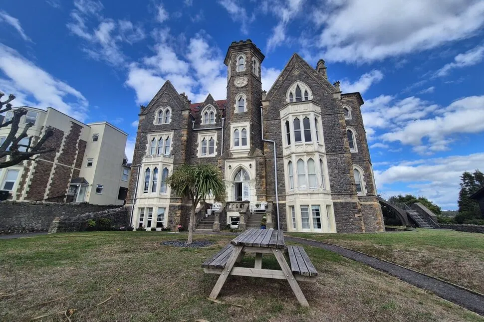2 bed flat for sale — St Ediths, 30 Dial Hill Road, North Somerset, BS21