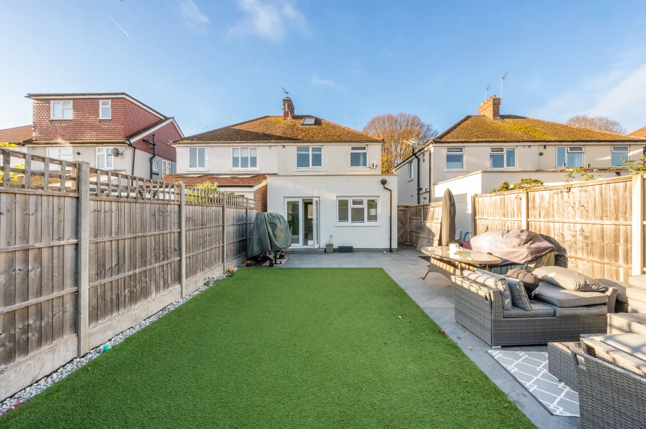 13 Windsor Avenue, New Malden, photo 4