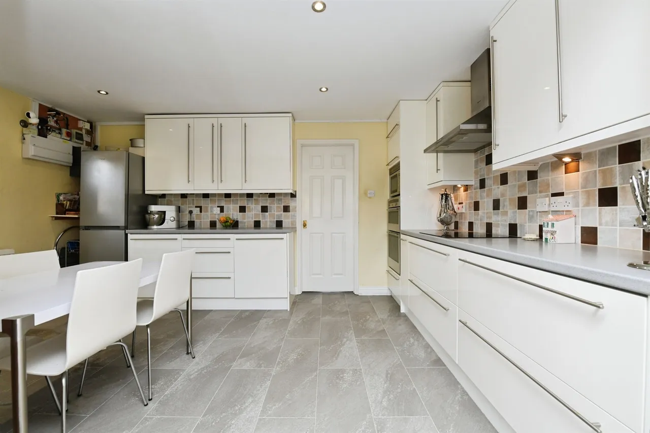 Hopkins Mead, Chelmer Village, Chelmsford, photo 5
