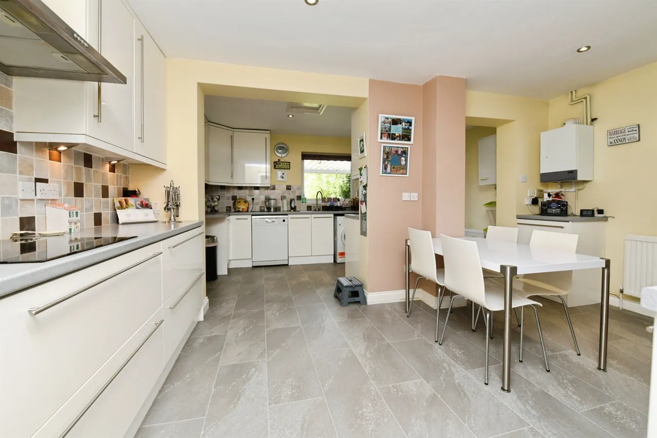 Hopkins Mead, Chelmer Village, Chelmsford, photo 6