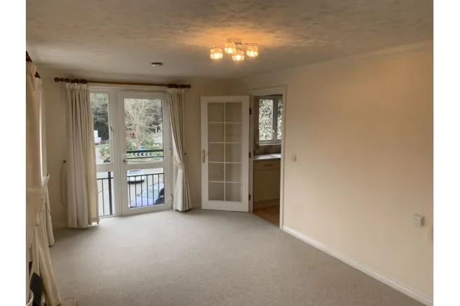 Station Road, Addlestone, KT15, photo 6