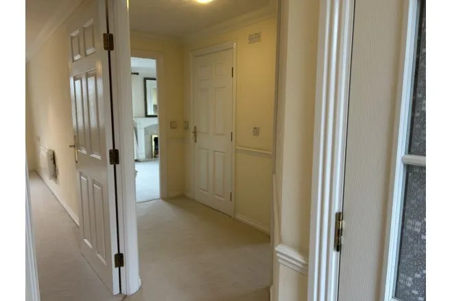 Station Road, Addlestone, KT15, photo 11
