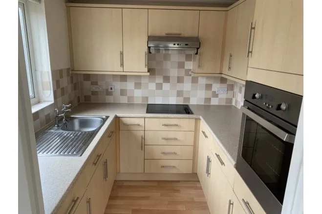 Station Road, Addlestone, KT15, photo 14