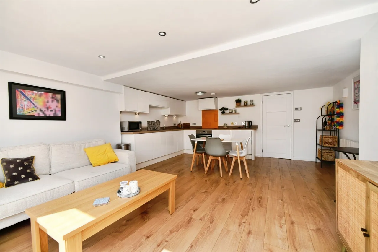 Princes Terrace, Brighton, BN2, photo 4