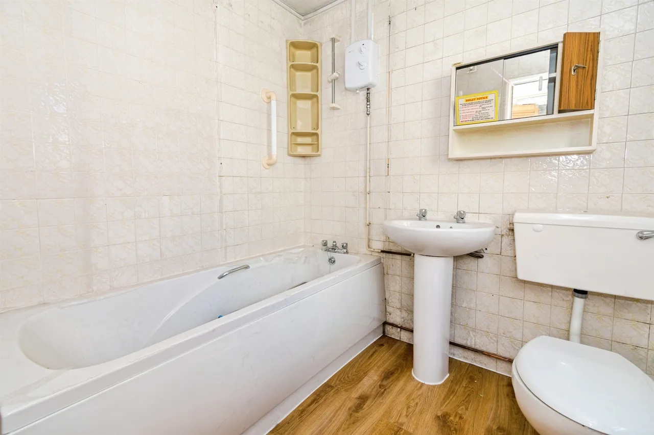 Holt Road, Southampton, photo 10