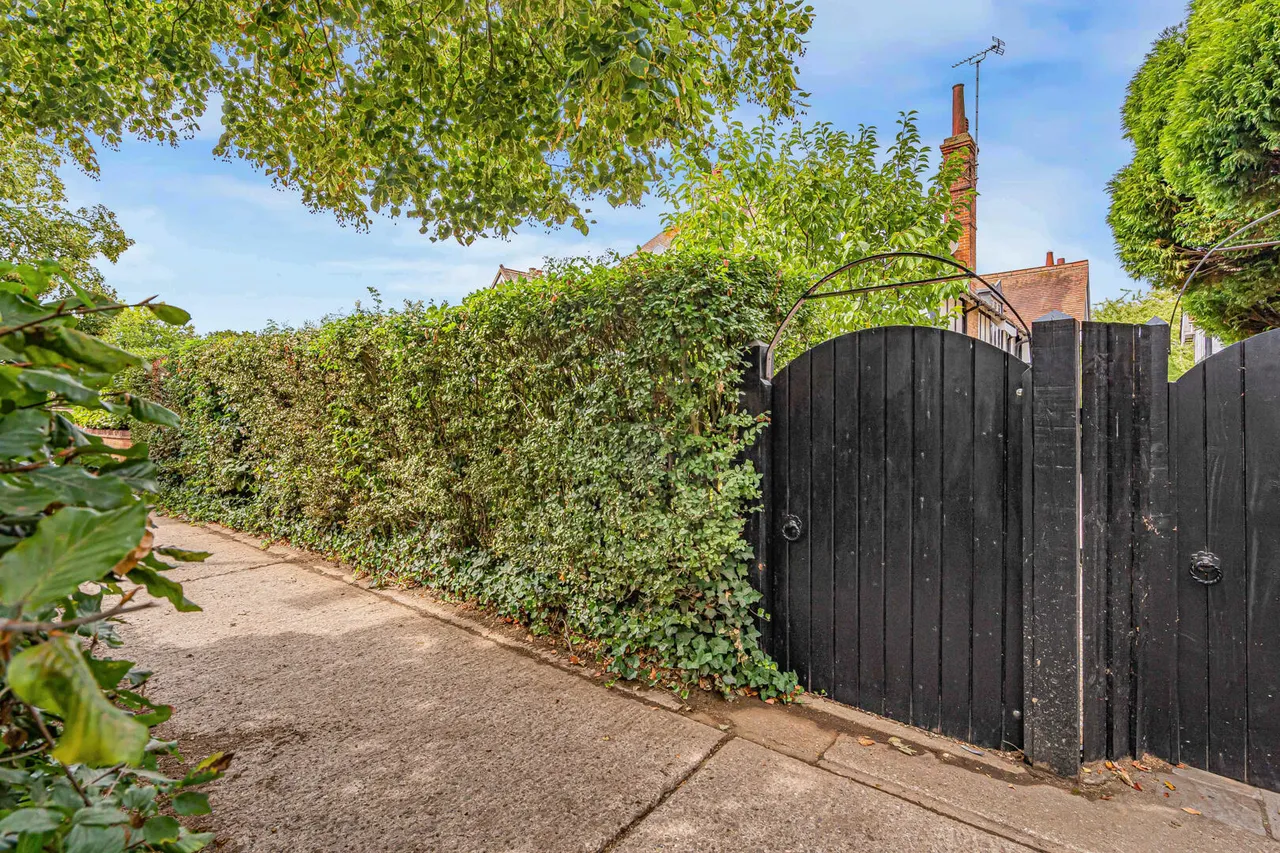 Bury Road, Newmarket, CB8, photo 27