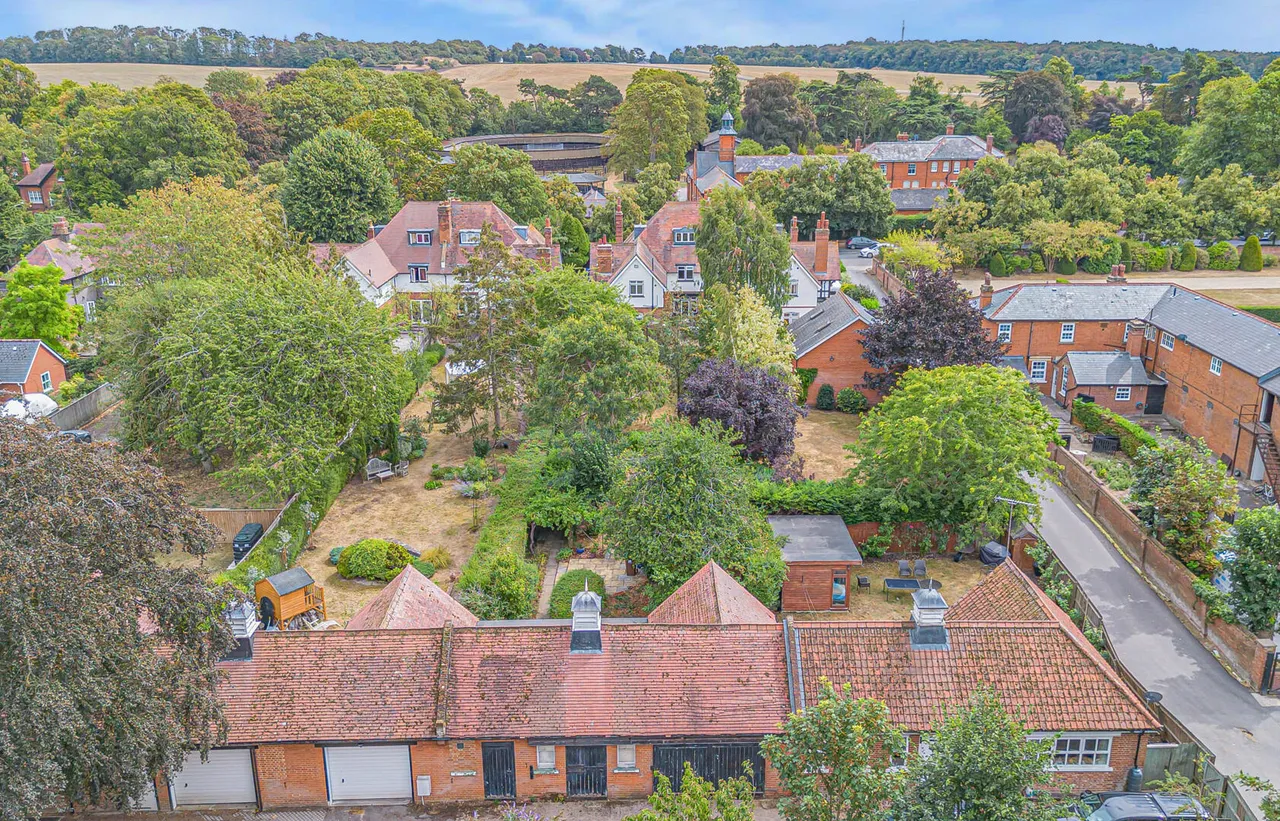 Bury Road, Newmarket, CB8, photo 29