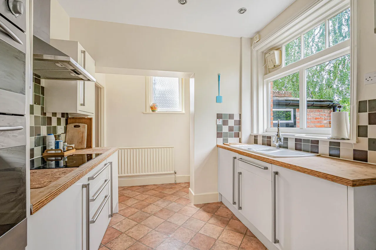 Bury Road, Newmarket, CB8, photo 10