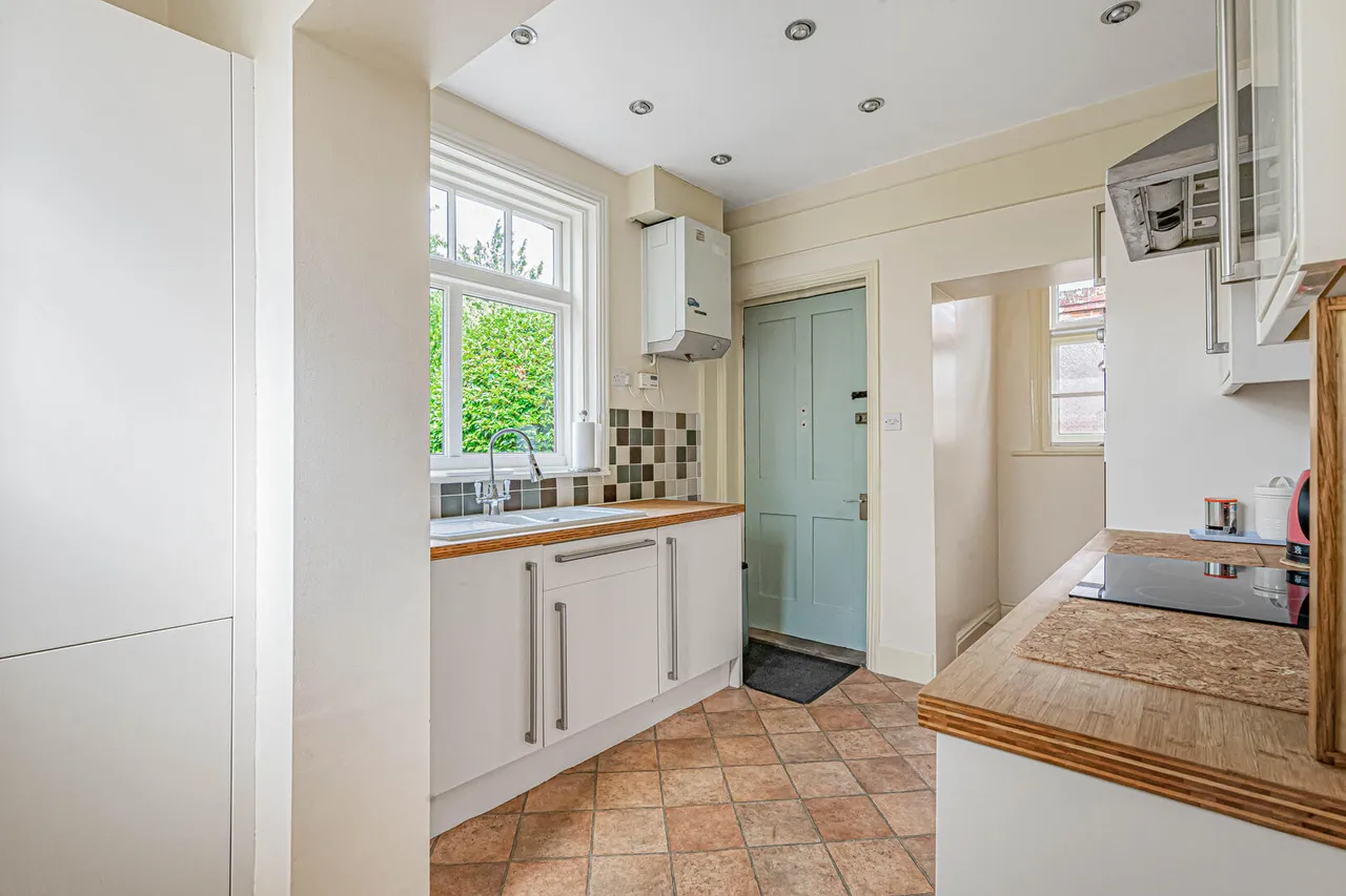 Bury Road, Newmarket, CB8, photo 9
