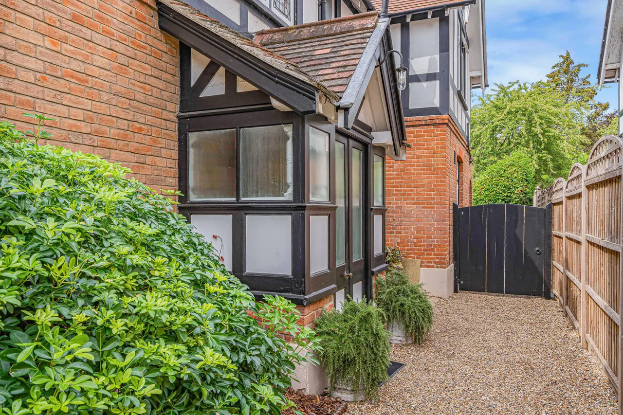 Bury Road, Newmarket, CB8, photo 26