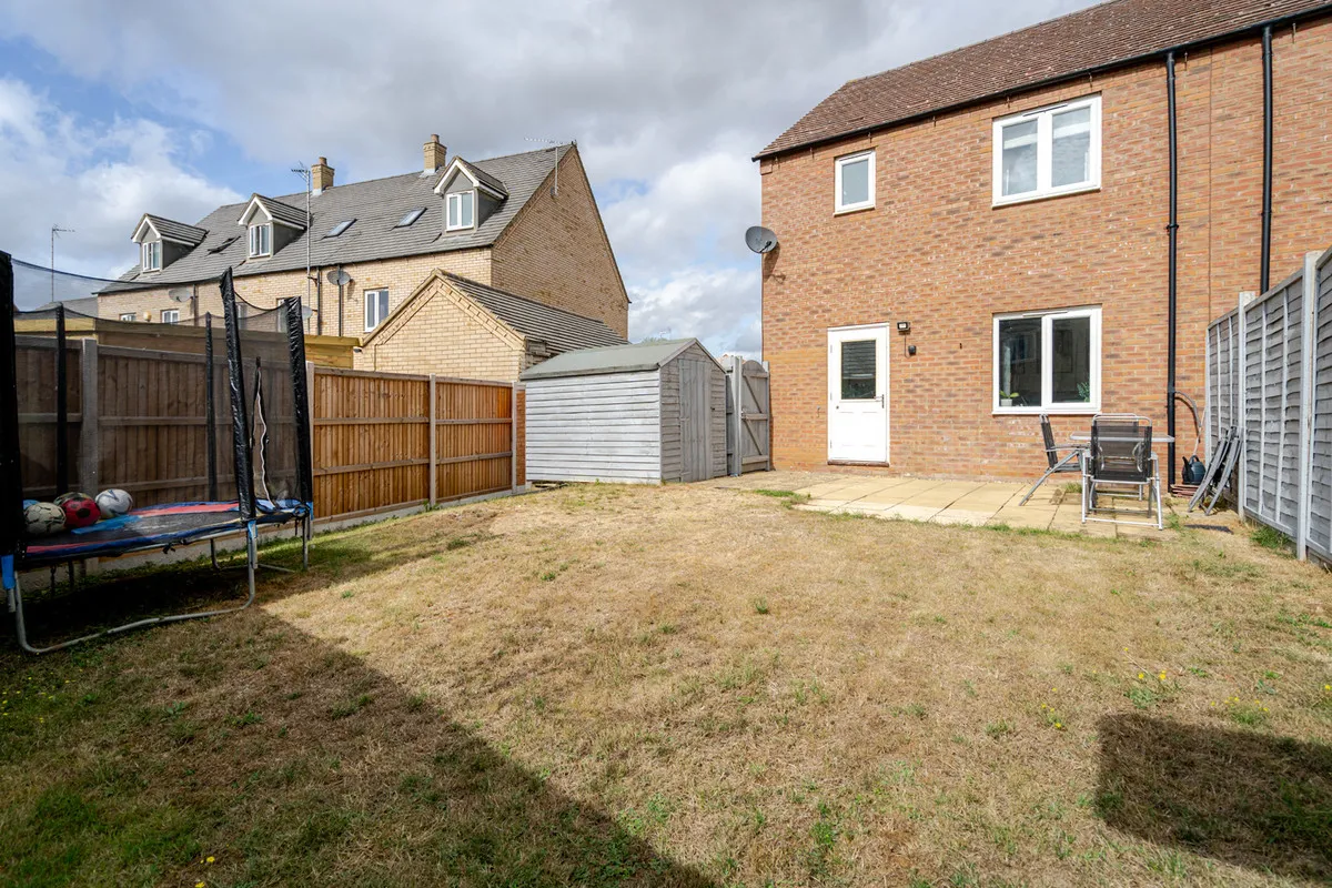 Johnson Drive, Leighton Buzzard, LU7, photo 9