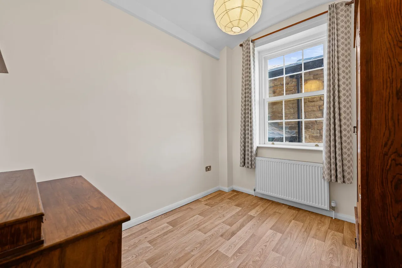 Fitzwilliam Street, Elsecar, S74, photo 16