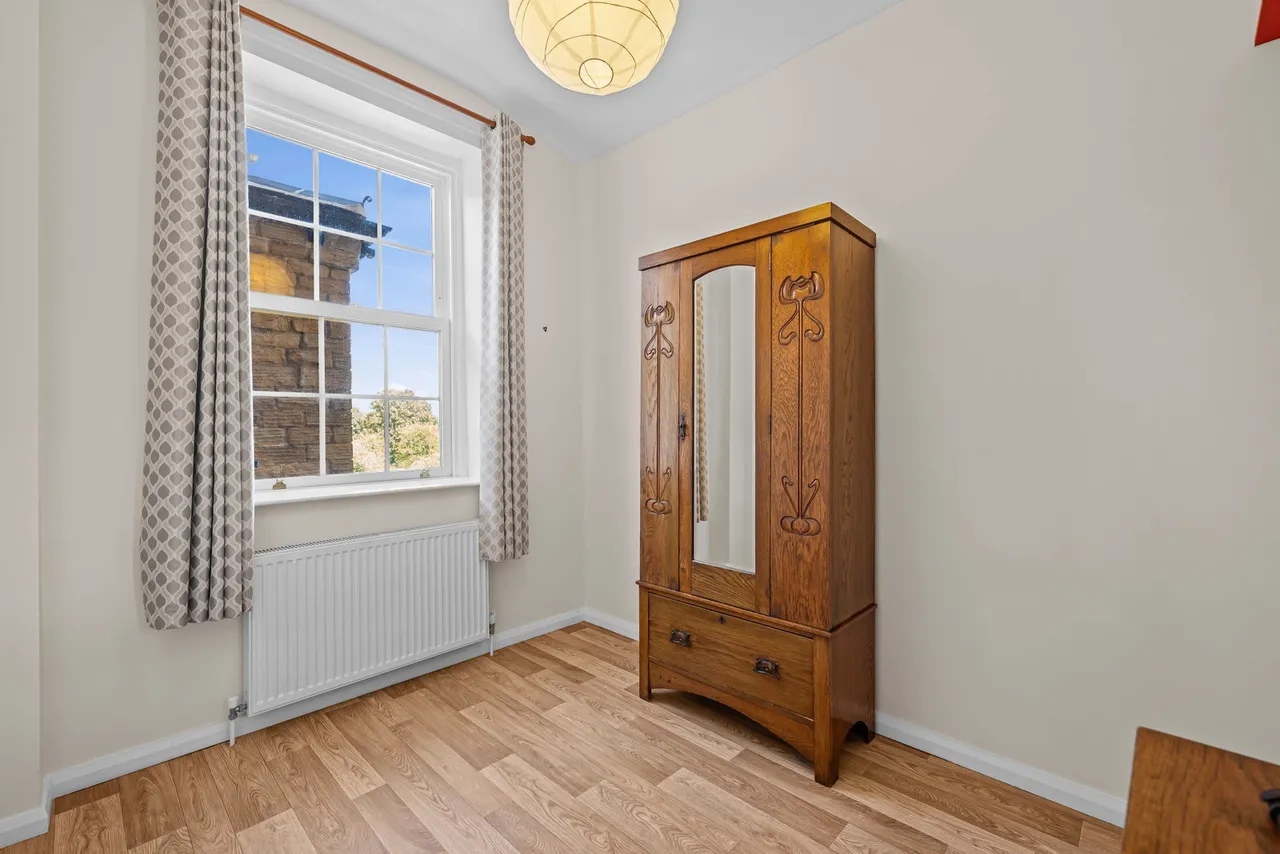 Fitzwilliam Street, Elsecar, S74, photo 15