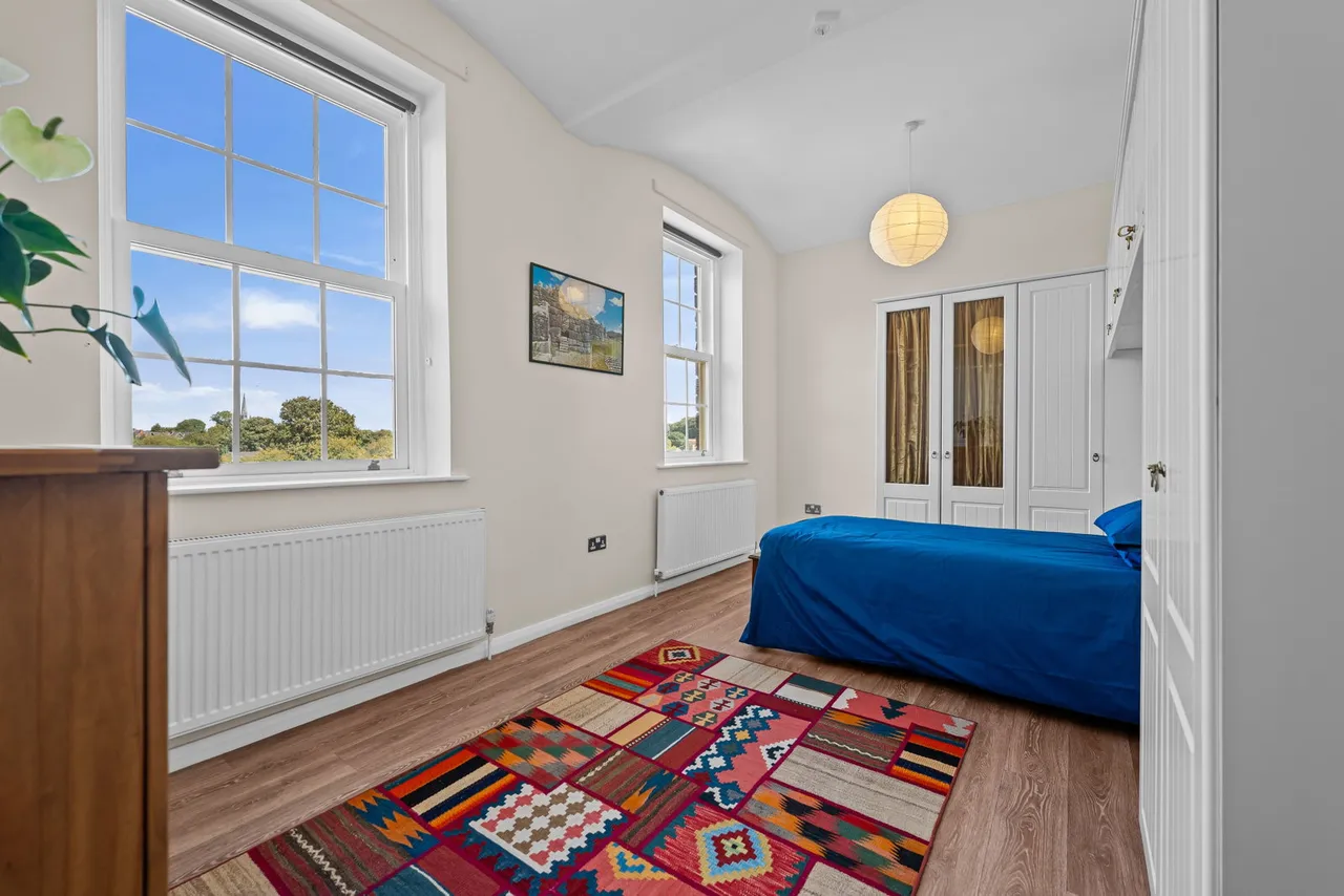 Fitzwilliam Street, Elsecar, S74, photo 10