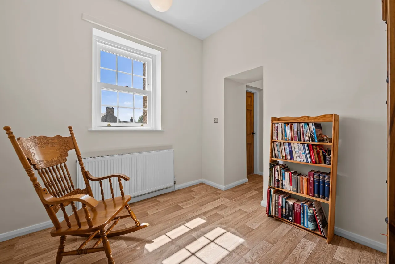 Fitzwilliam Street, Elsecar, S74, photo 17