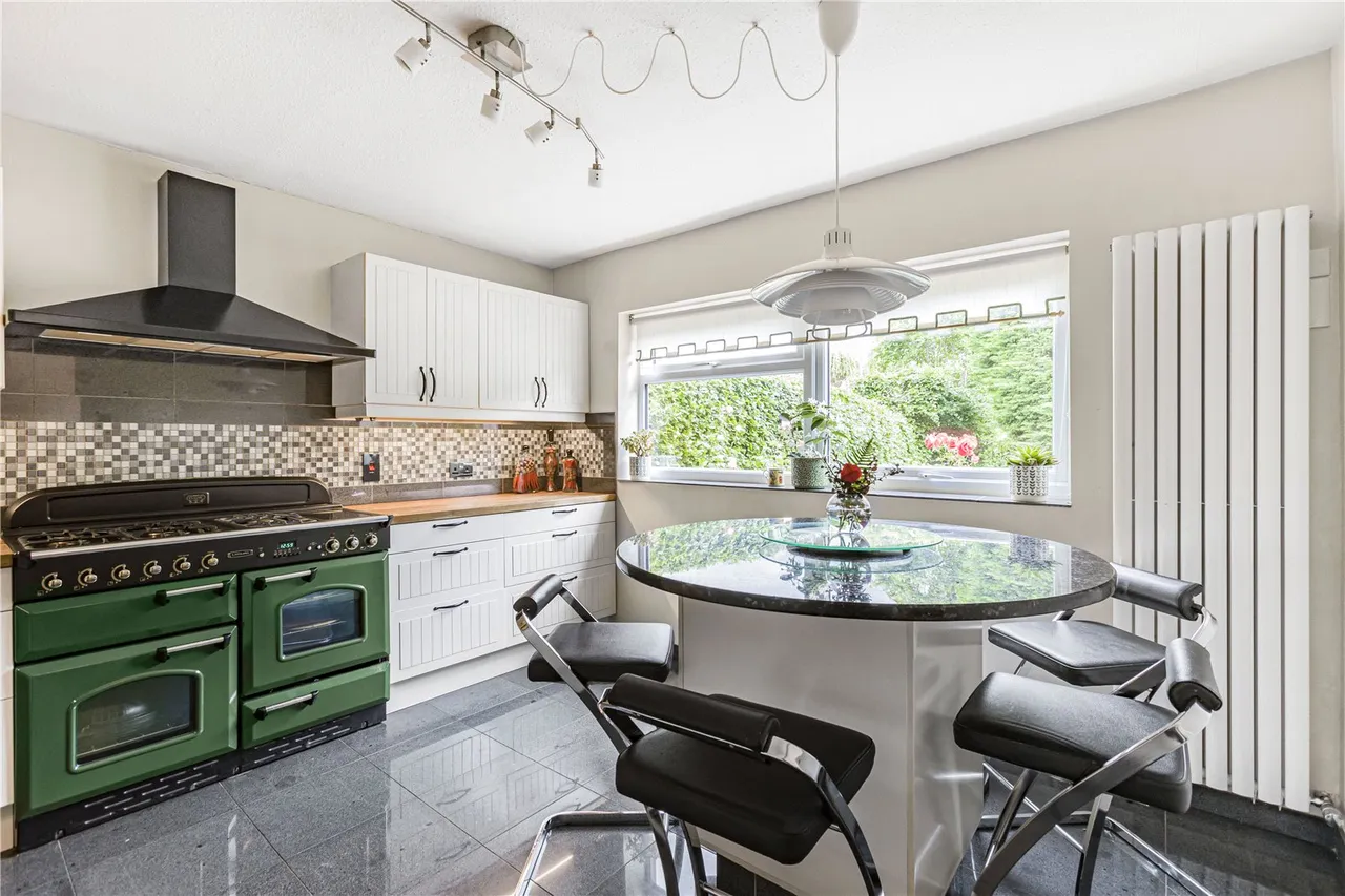Vineyards Road, Northaw, Hertfordshire, EN6 4PA, photo 6
