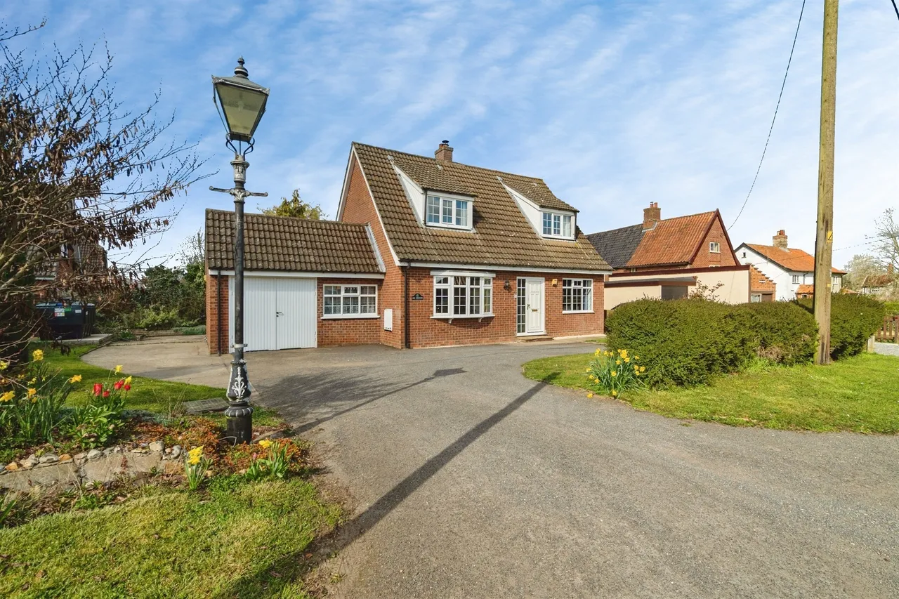4 bed chalet for sale — Church Road, Alburgh, Harleston