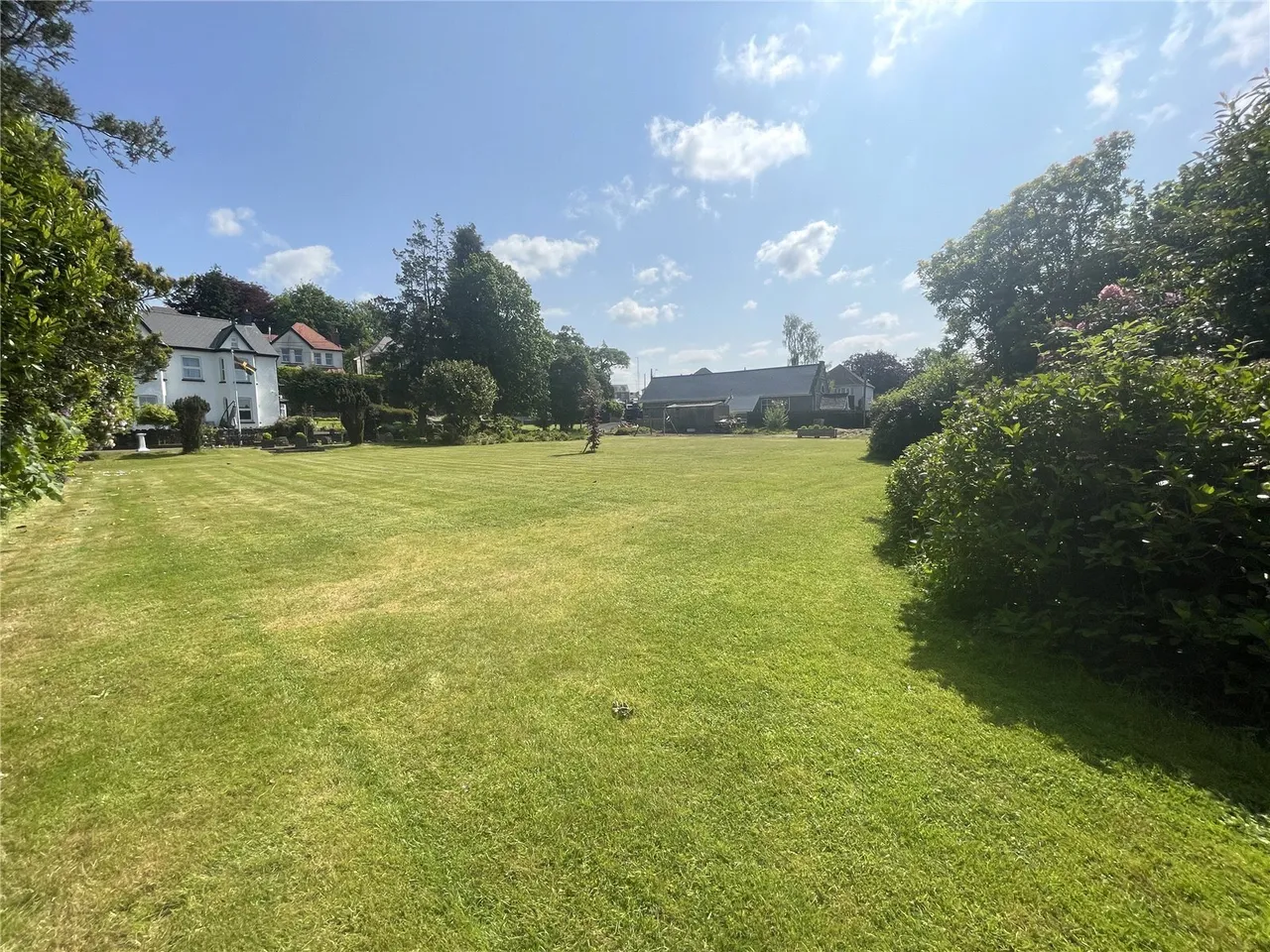 College Street, Ammanford, SA18, photo 4