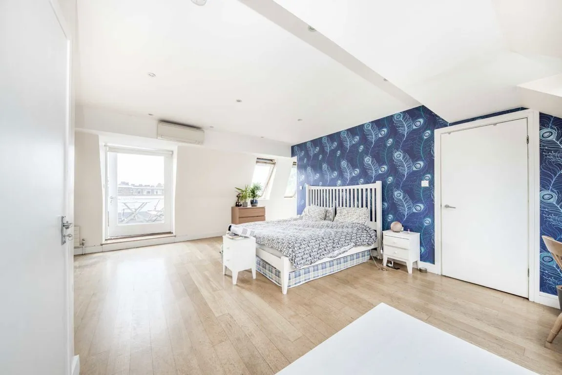 Franche Court Road, SW17, photo 5