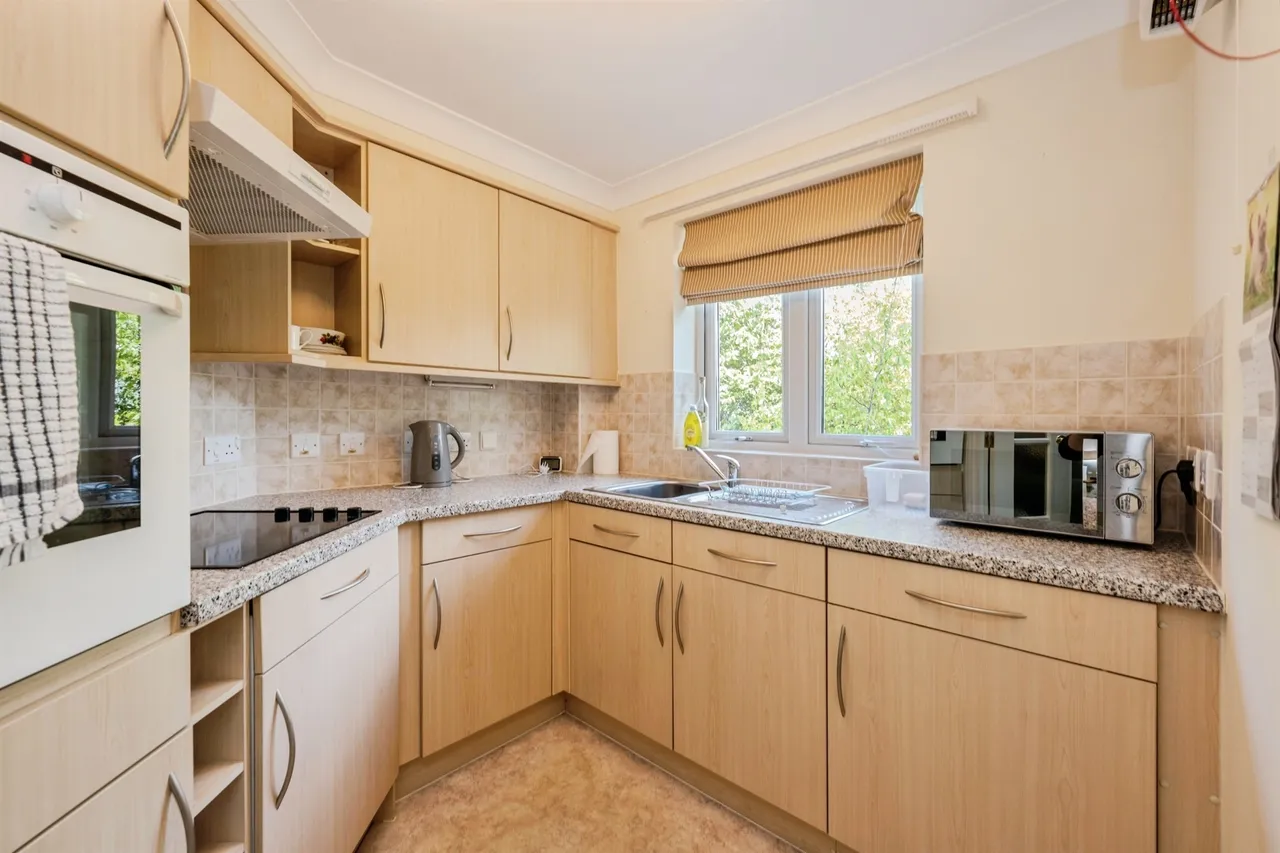 Alexandra Road, Swansea, SA4, photo 9