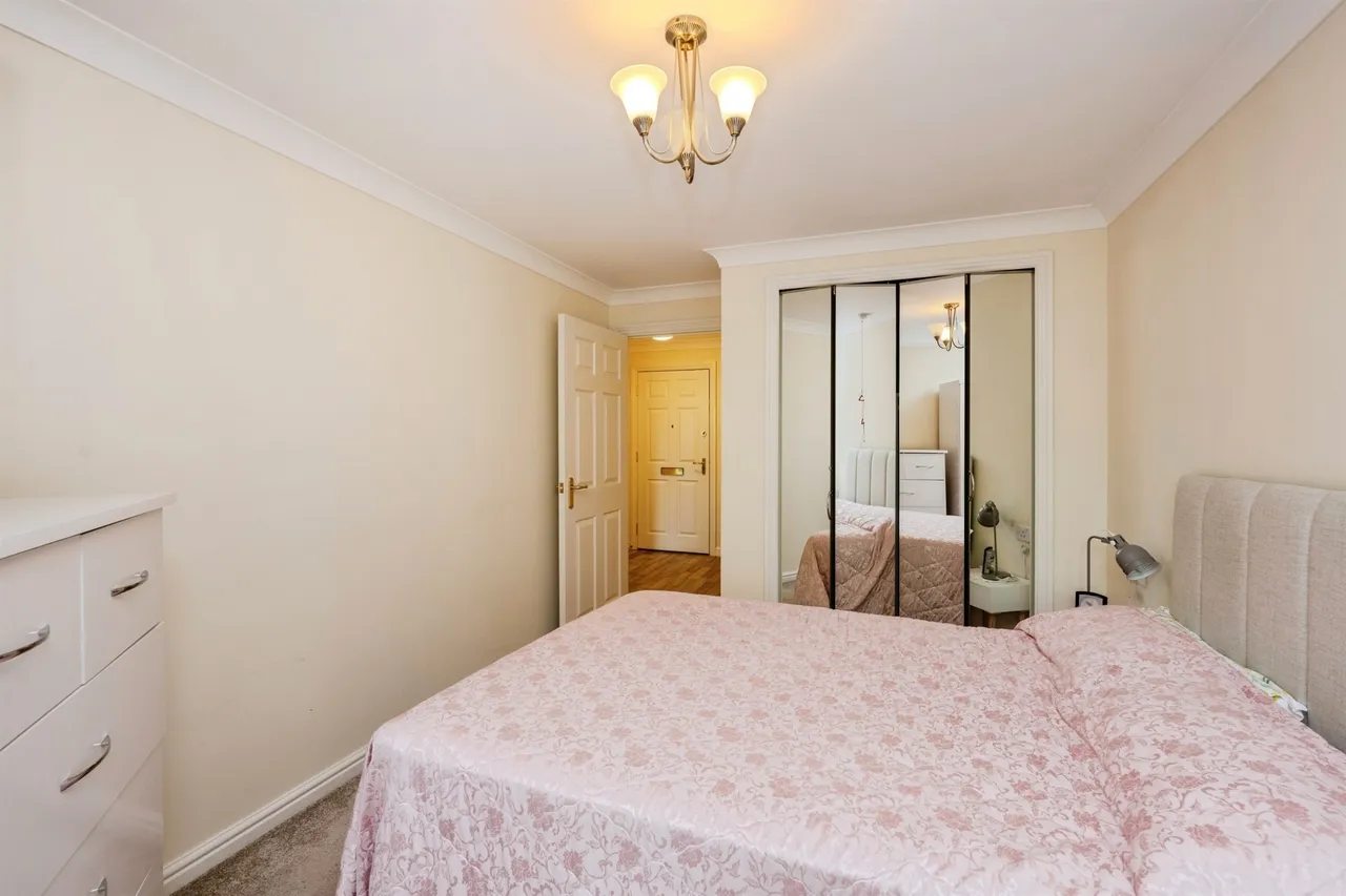 Alexandra Road, Swansea, SA4, photo 15