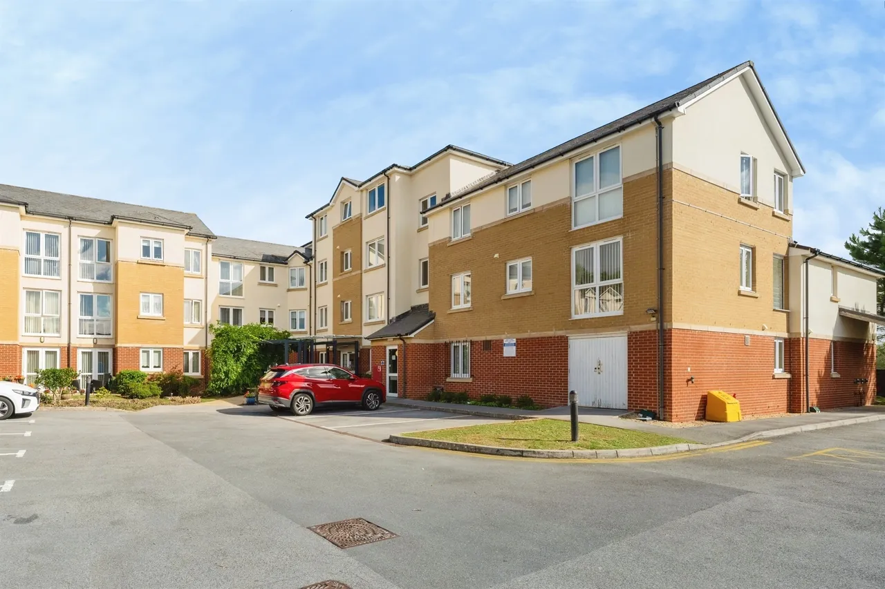 Alexandra Road, Swansea, SA4, photo 18