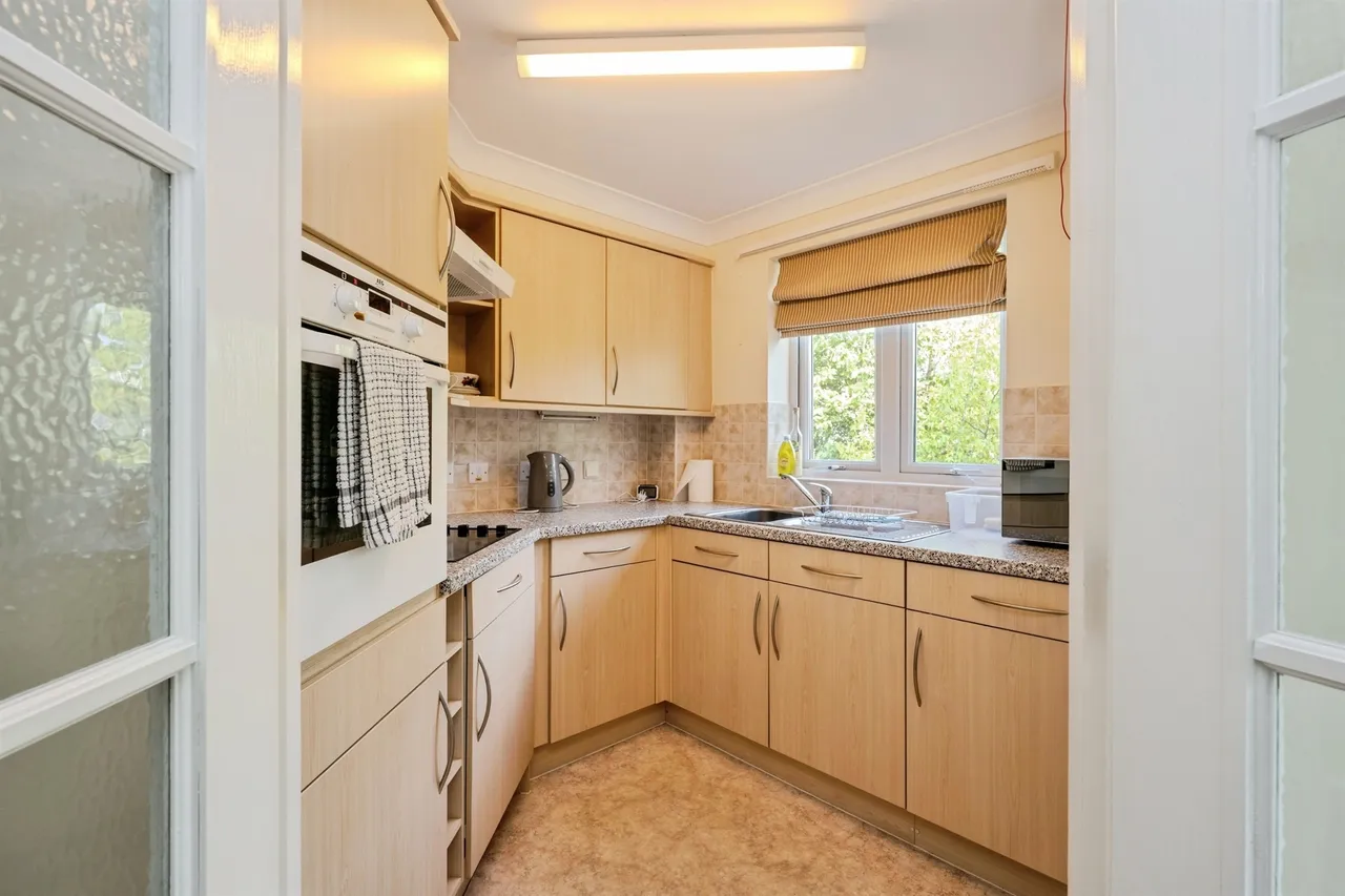 Alexandra Road, Swansea, SA4, photo 10