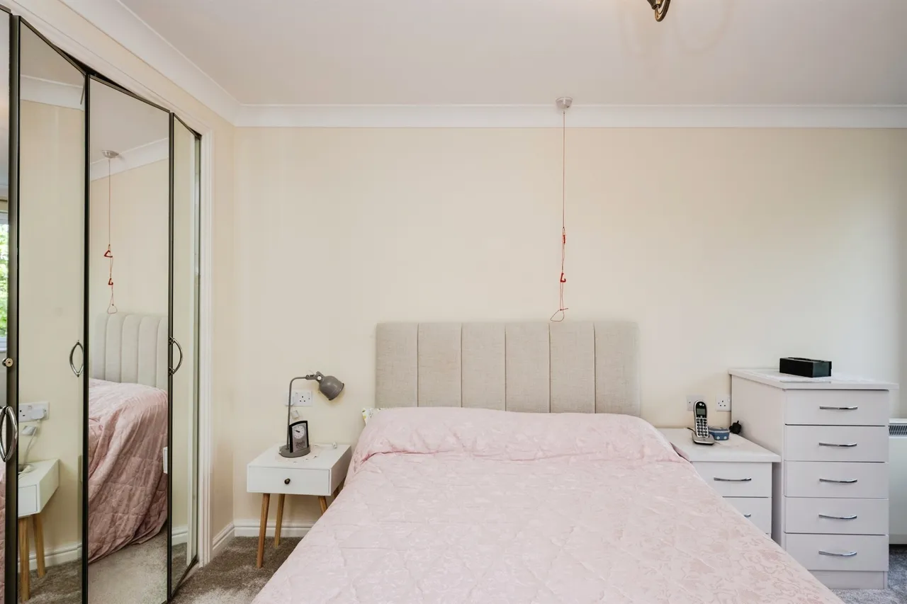Alexandra Road, Swansea, SA4, photo 14
