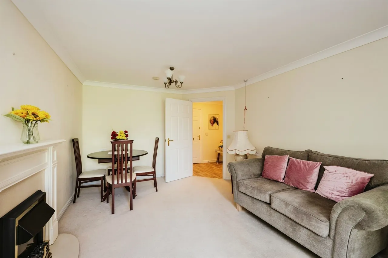 Alexandra Road, Swansea, SA4, photo 7