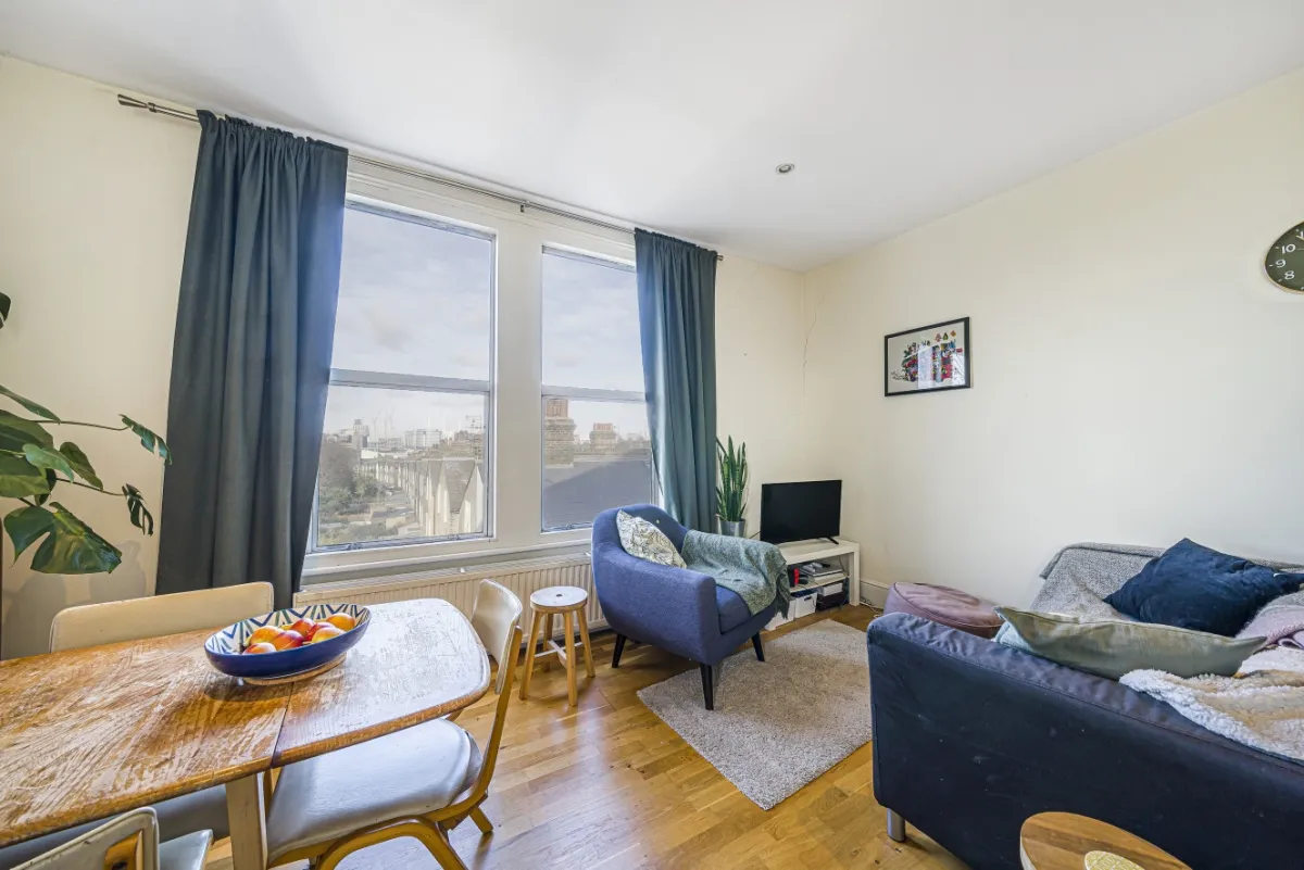 Larkhall Rise, Clapham Common, SW4, photo 5