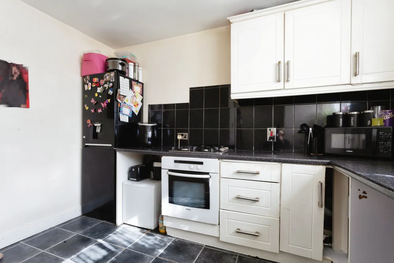 Stirling Close, Rainham, RM13, photo 9