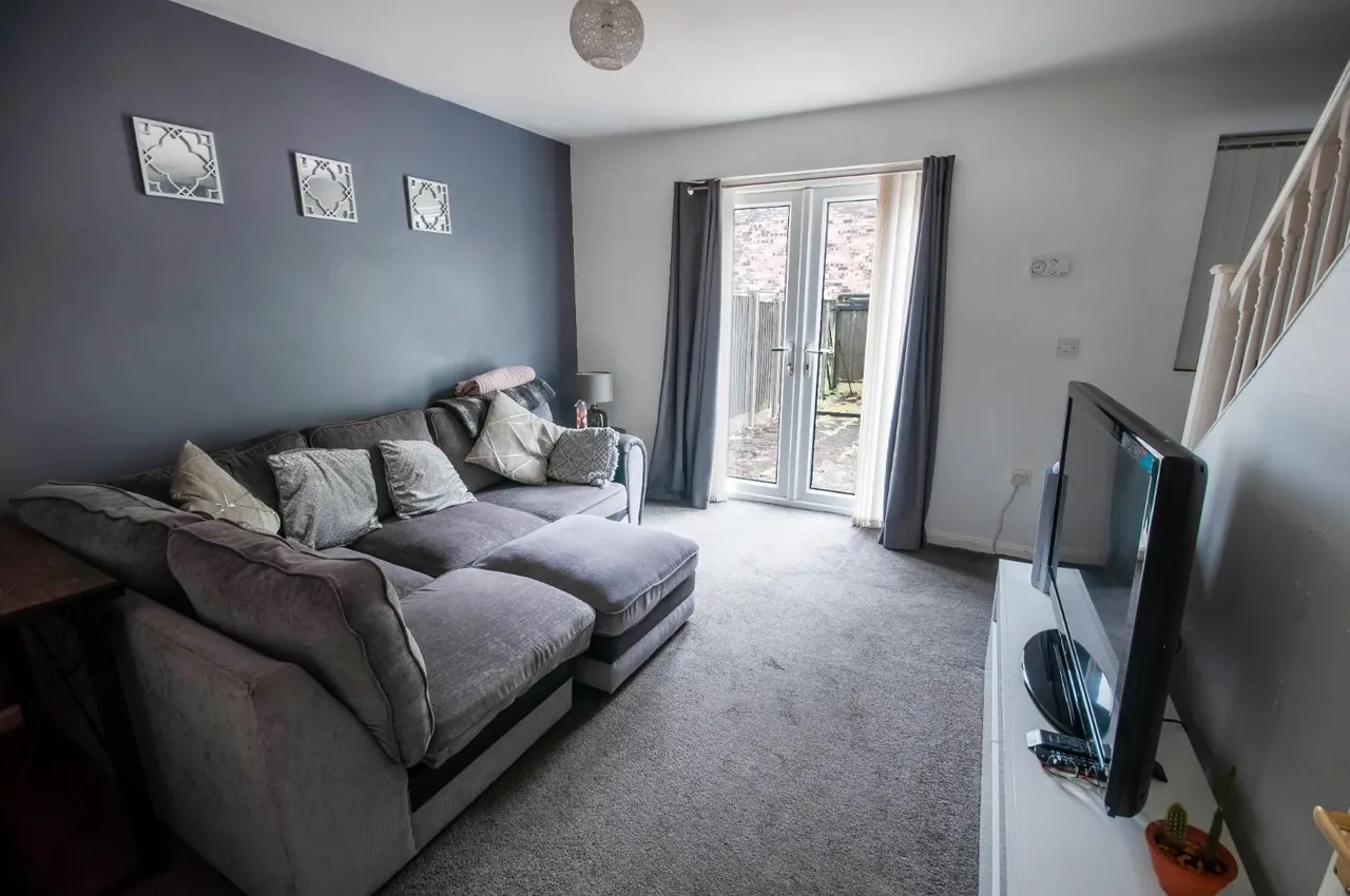 Market Street, Radcliffe, Manchester, M26 1HB, photo 2