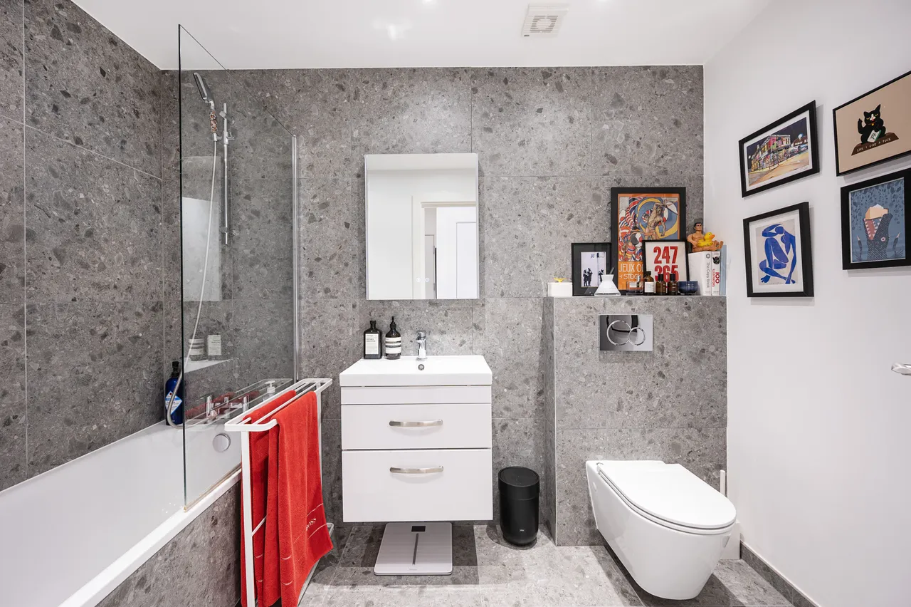 Flat 5, 19 Umberston Street, LONDON, photo 5