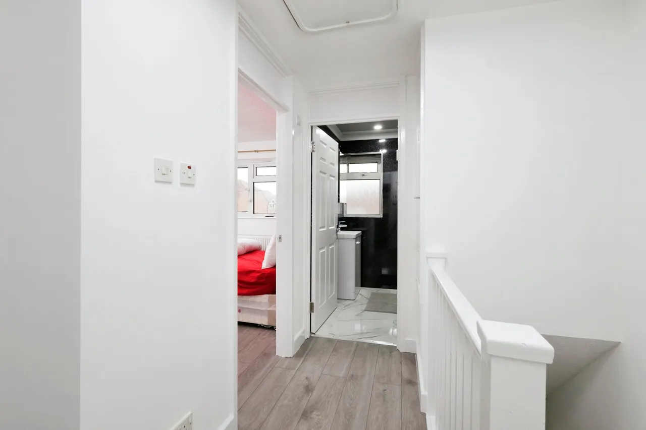 Rotherfield Avenue, Eastbourne, BN23, photo 13