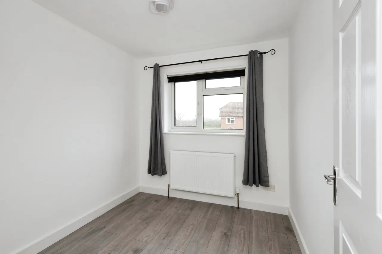 Rotherfield Avenue, Eastbourne, BN23, photo 12