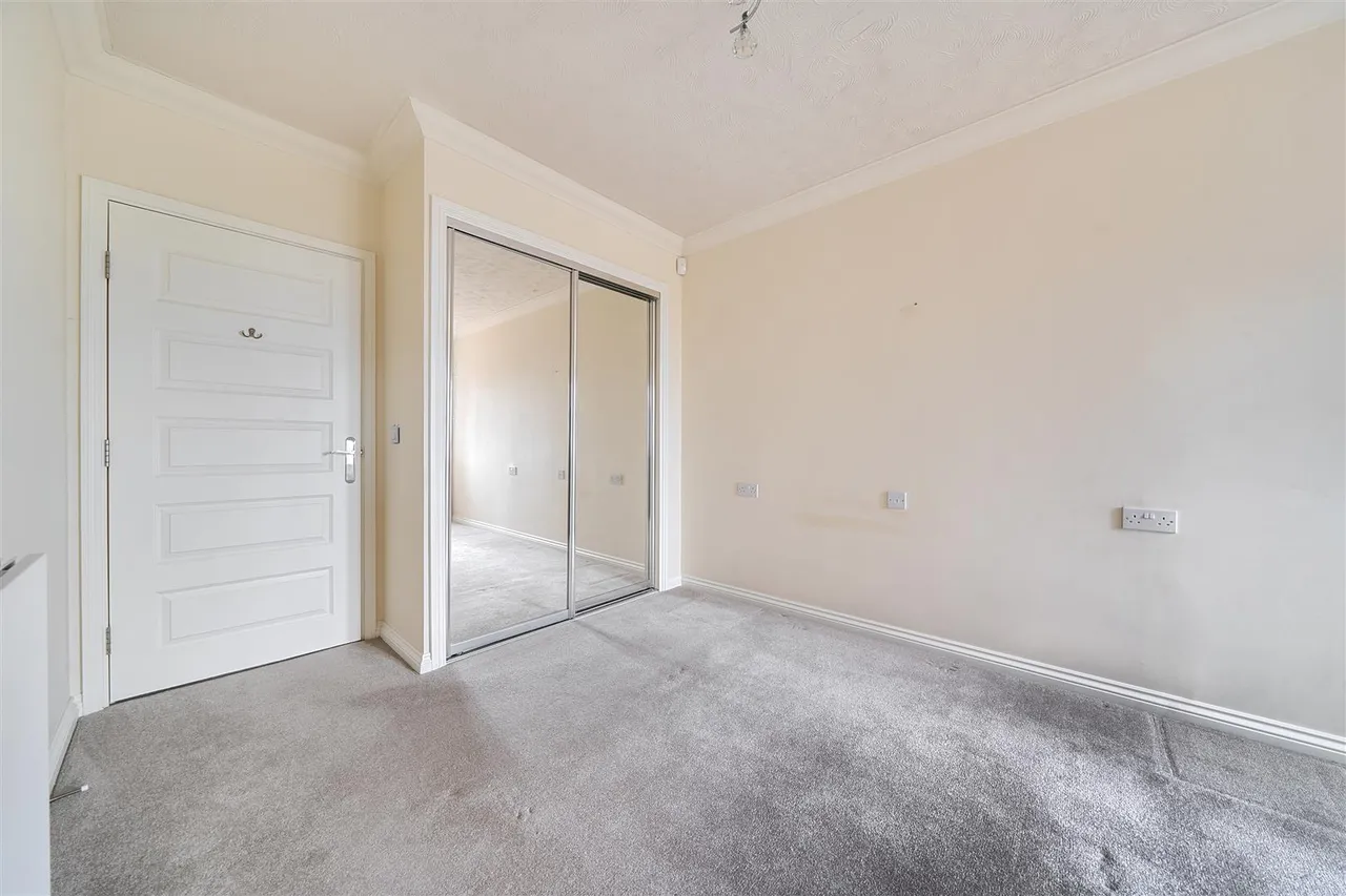 Rowe Avenue, Peacehaven, BN10, photo 7