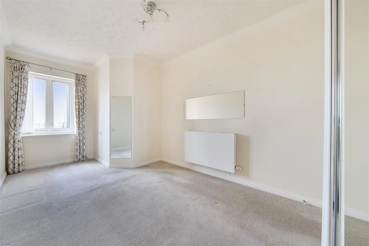 Rowe Avenue, Peacehaven, BN10, photo 9