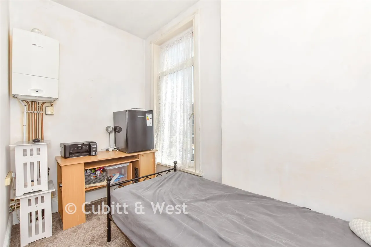 Stamshaw Road, Portsmouth, PO2, photo 8