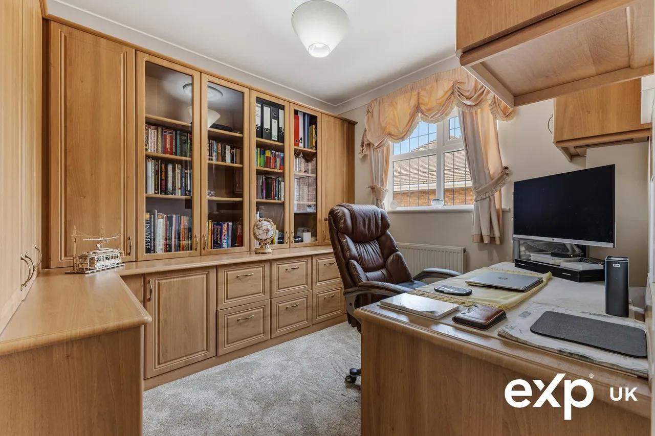 Chapel Lane, Ravenshead, photo 20