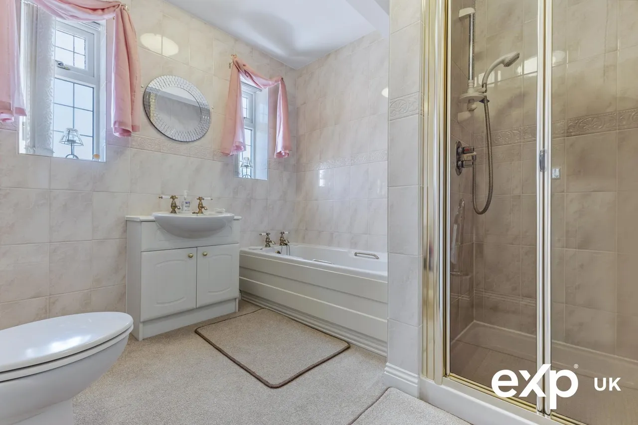 Chapel Lane, Ravenshead, photo 29