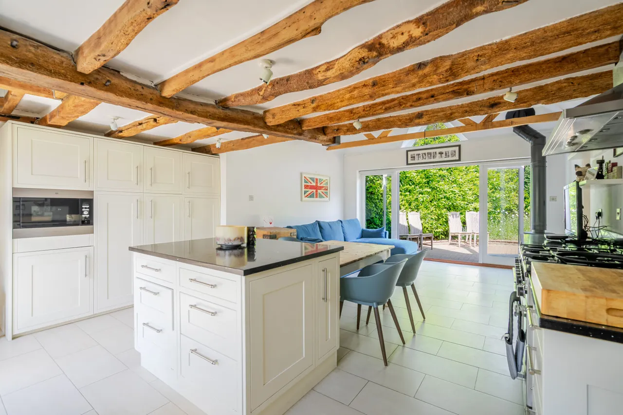 Heath End Road, High Wycombe, HP15, photo 3